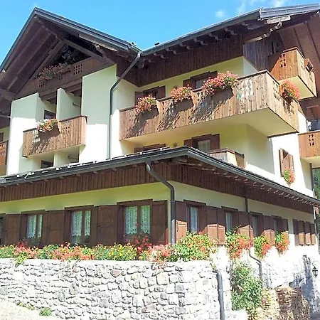 Hotel Nuoitas Forni di Sopra